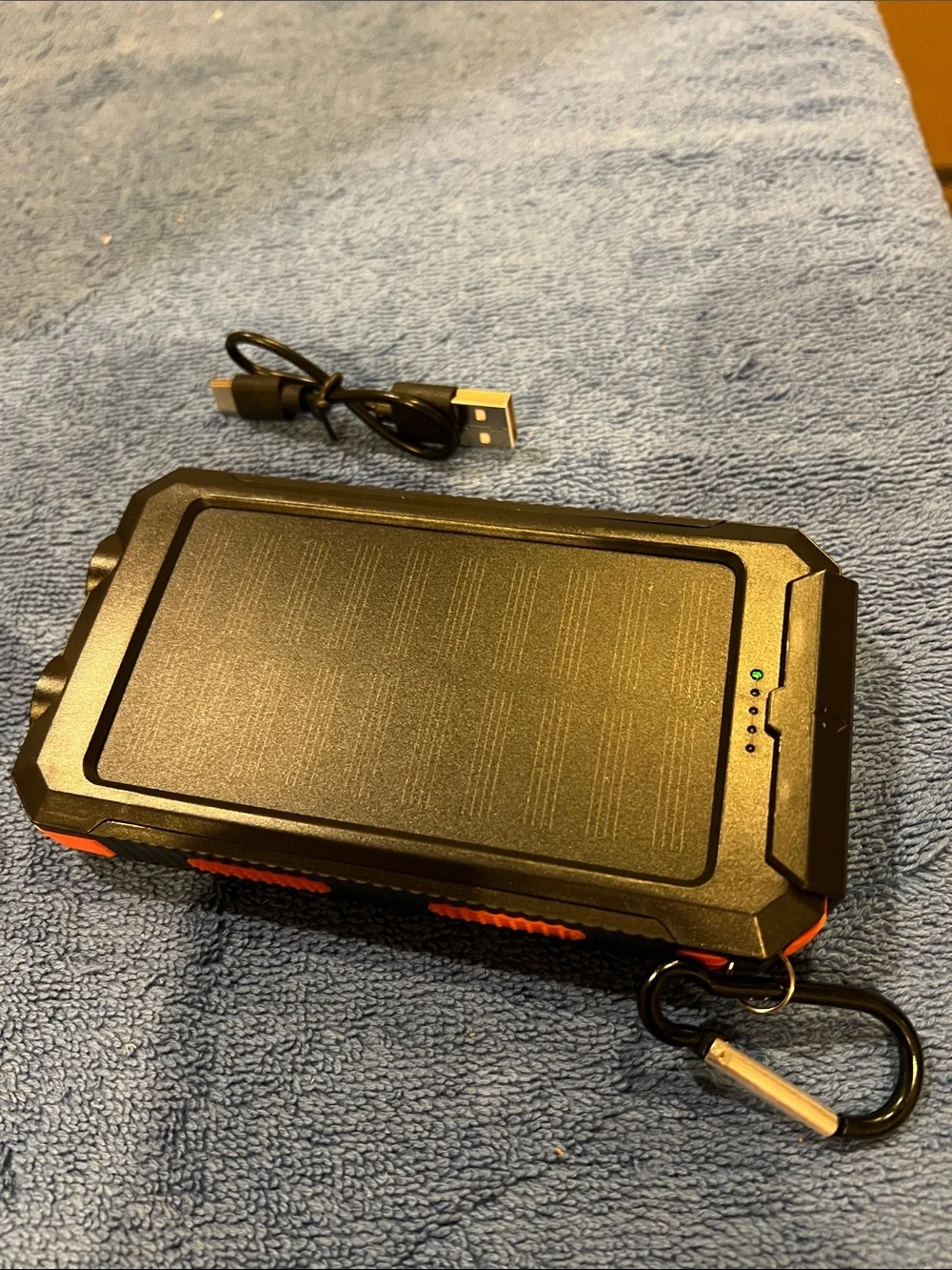 Solar Charger Power Bank Portable Solar-Powered Power Bank (Black & Orange)